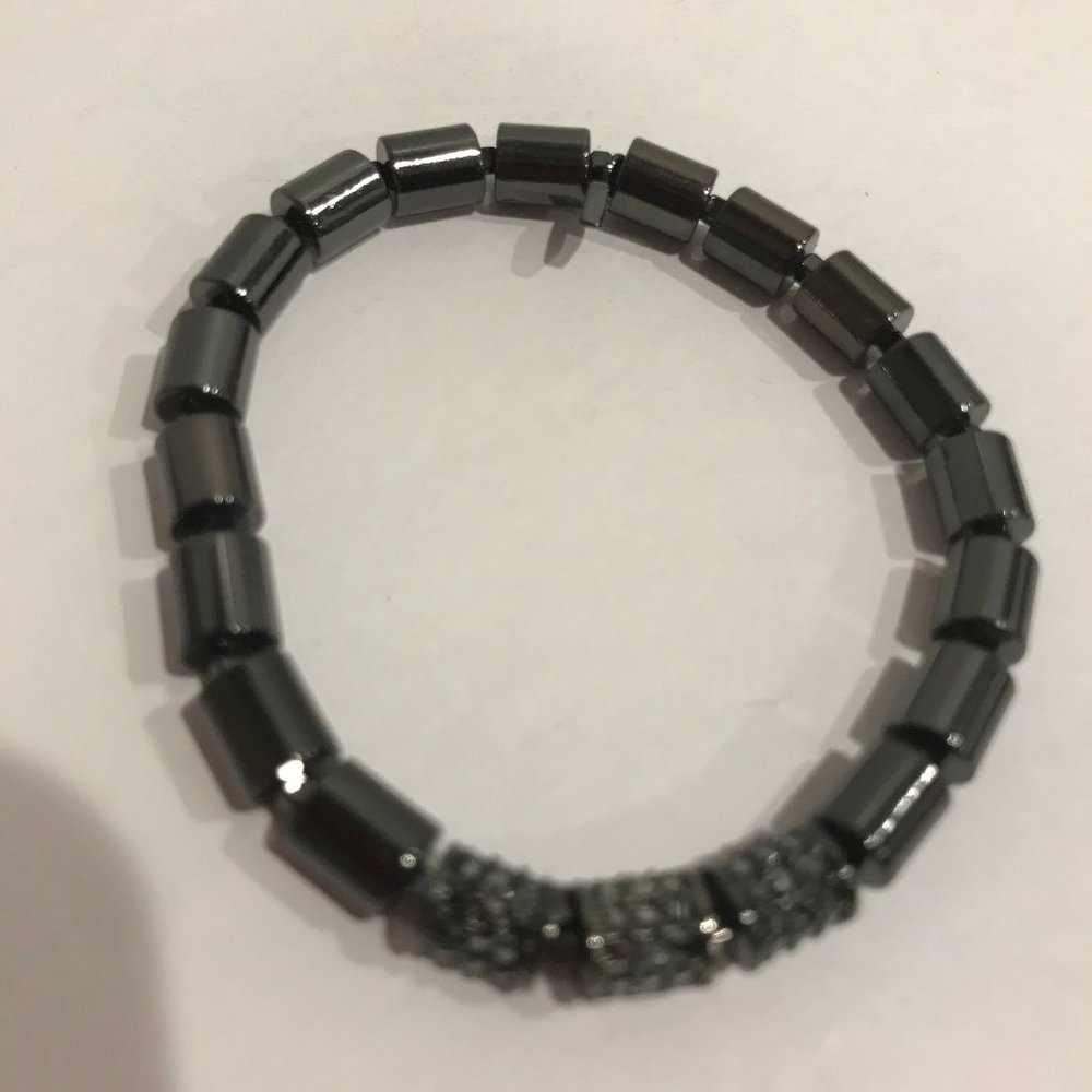 Fossil Bracelets Bundle 3 Tin Container - image 3